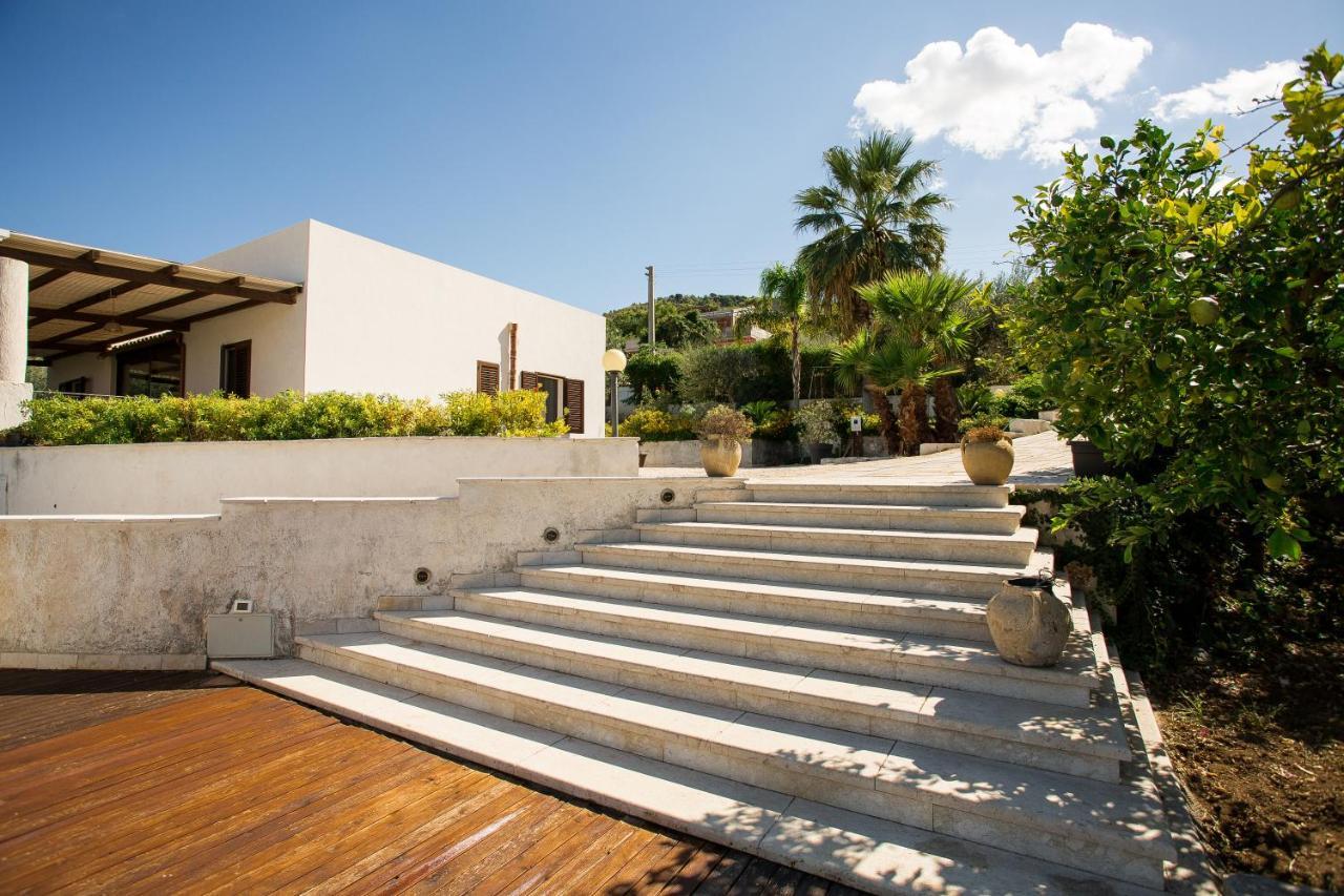 Villa Maria Una Finestra Sul Mare 발더라이스 외부 사진